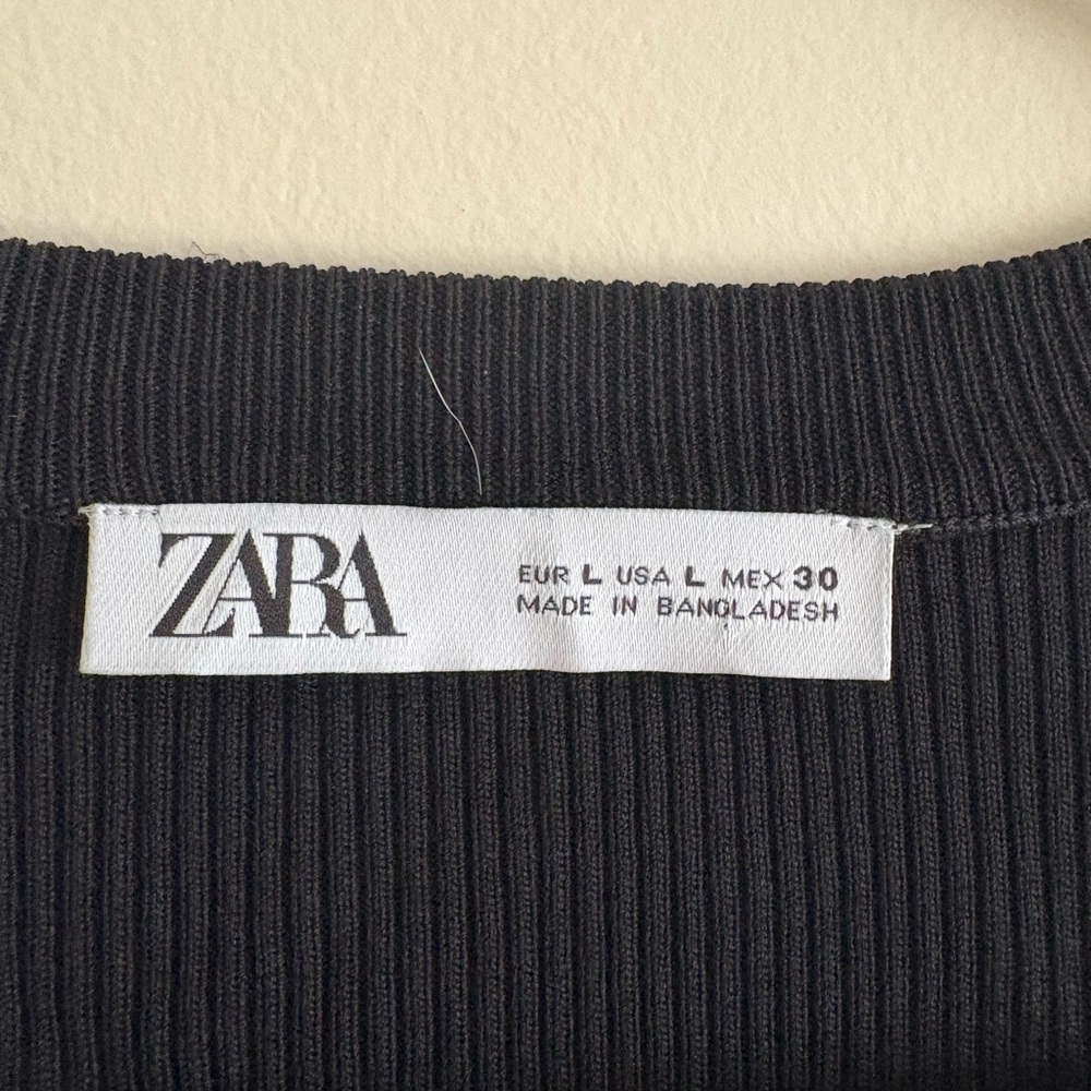 Zara Ribbed Sweater - Picture 3 of 3